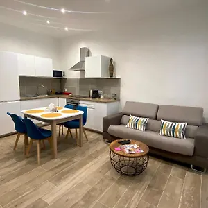 Chic Des Catalans , Marseille France